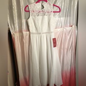 Brand is Truth & Fable size is XS white dress